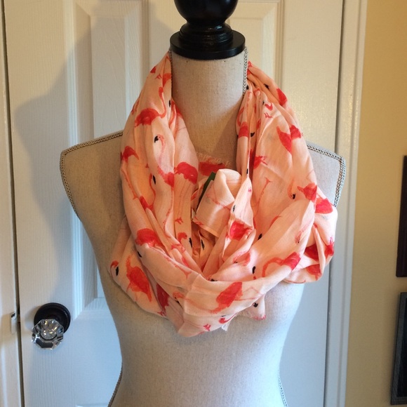 💥FLASH SALE💥Kate Spade flamingo scarf - Picture 2 of 4