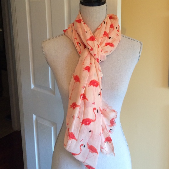 💥FLASH SALE💥Kate Spade flamingo scarf - Picture 3 of 4