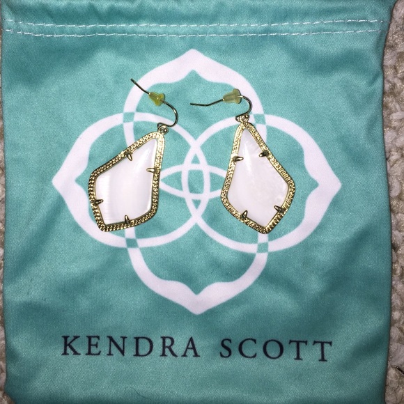 Kendra earrings