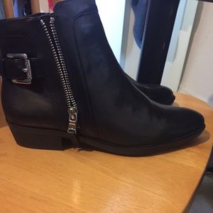 Ralph Lauren Womens black boot