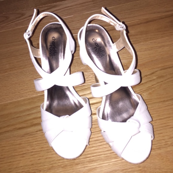 white open toed wedges!!🔥🔥🔥🔥💋💋💋 - Picture 2 of 4