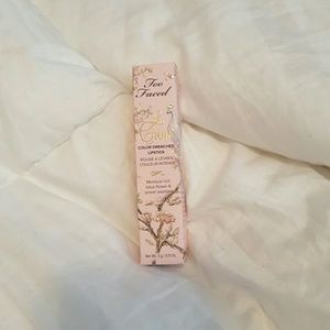 Too Faced La Cr?me Lipstick