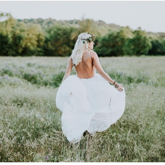 LAST1✨2017 RESTOCK💐2xHP💐•White Open Back Maxi• - Picture 3 of 4