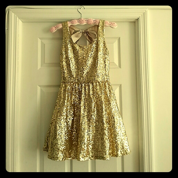 Gold sequined mini dress!