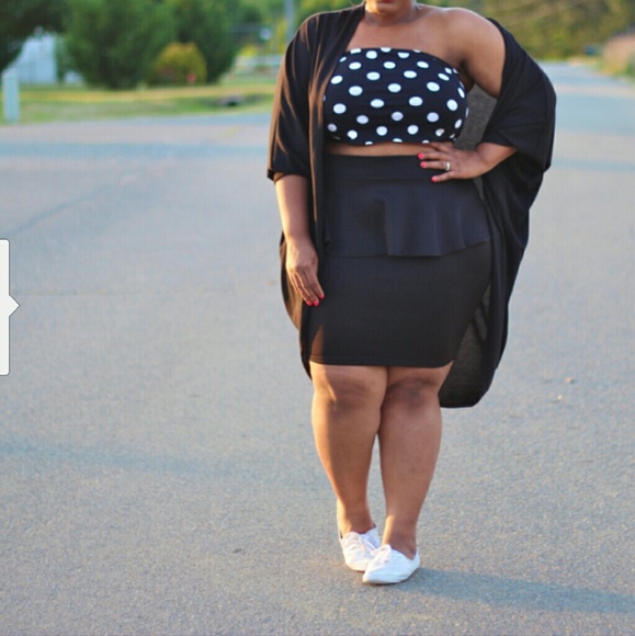 PLUS SIZE Polka Dot Baundea Top