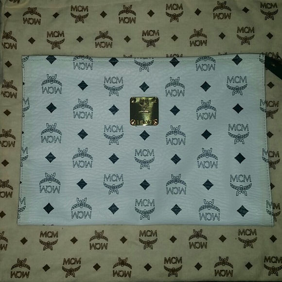 Sale! Vintage MCM large clutch navy and white