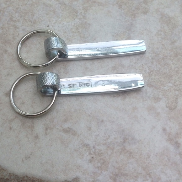 United Airlines keychains - Picture 4 of 4
