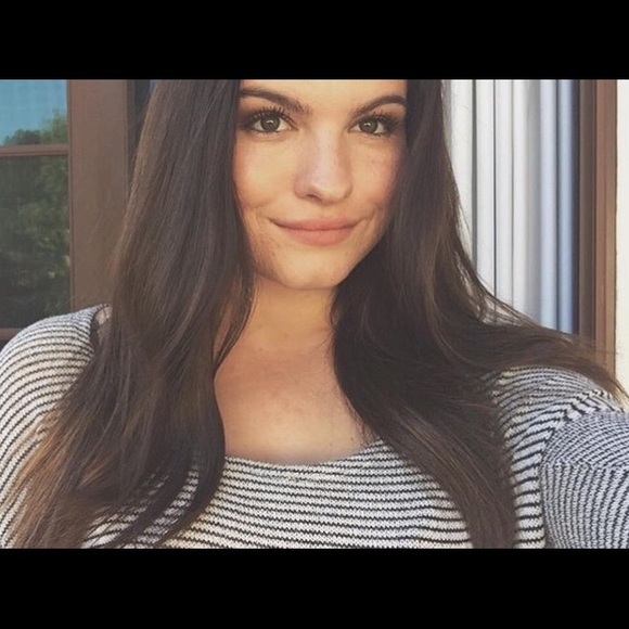 Meet your Posher, Alyssa