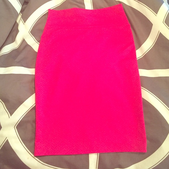 LuLaRoe Dresses & Skirts - Hot pink Lularoe Cassie skirt