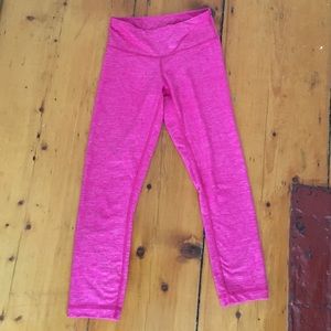 Wunder Under III crops