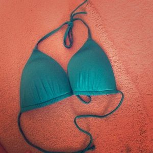 Victoria secret triangle bath suite