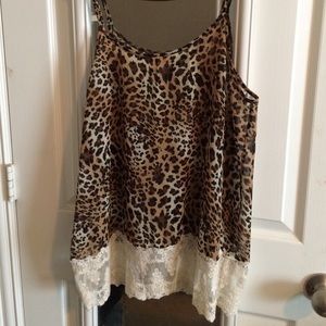 Leopard tank with lace