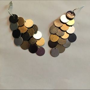 Express earrings