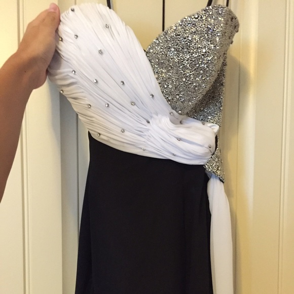 Prom/pageant dress