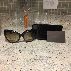 Tom ford cat eye sunglasses