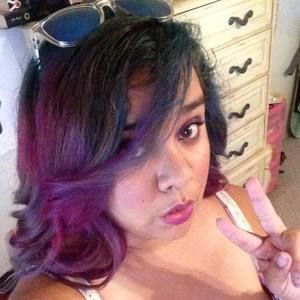 Meet your Posher, Ana