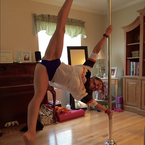 Meet your Posher, Sam - Picture 2 of 2