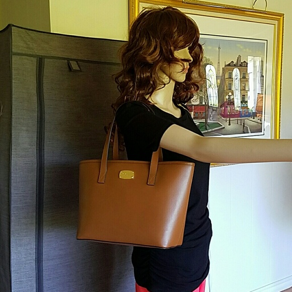 EXTRA PICS - Picture 2 of 3