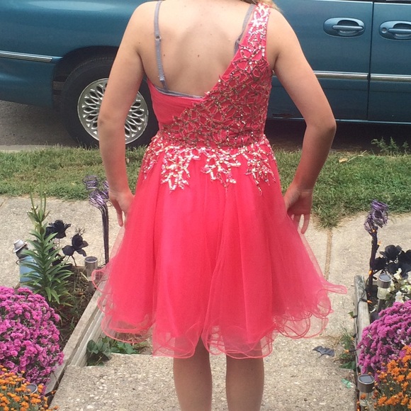 Sherri Hill homecoming dress!!⚠️⚠️⚠️SOLD⚠️⚠️⚠️ - Picture 3 of 4