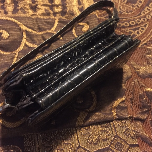 Wristlet - Picture 2 of 3