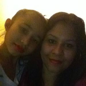 Meet your Posher, Damaris