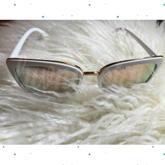 HP🎉White Cat Eye Sunnies w/ Rose Gold Lens - Picture 3 of 4
