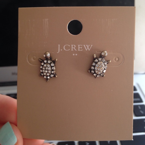 Adorable J. Crew Turtle Studs - Picture 1 of 4