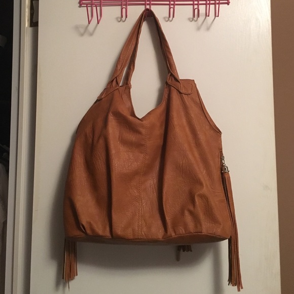 BOHO/ Tan fringed purse - Picture 2 of 3