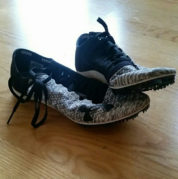 Track Shoes/Cleats