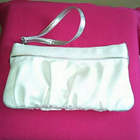 Sale! White Metallic Express Cosmetic Bag - Picture 2 of 4
