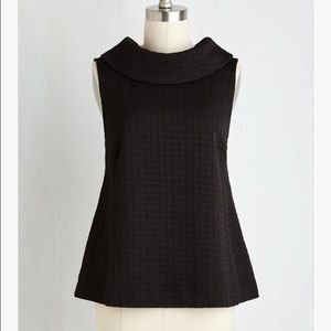 Exquisite Exhibition Top