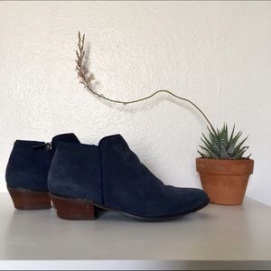 Beautiful midnight blue suede booties