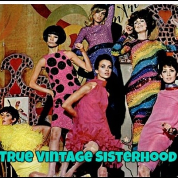 ✌️True Vintage Share Lounge!✌