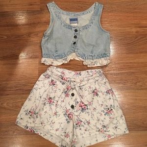 Vintage two piece short outfit
