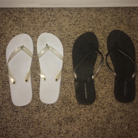 Two pack flip flops