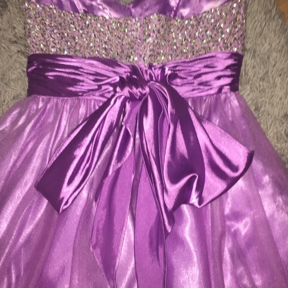 strapless purple dress - Picture 3 of 3
