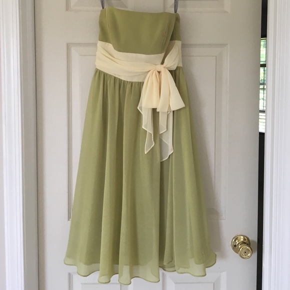 2 identical Alfred Angelo dresses. Sizes 0 & 2