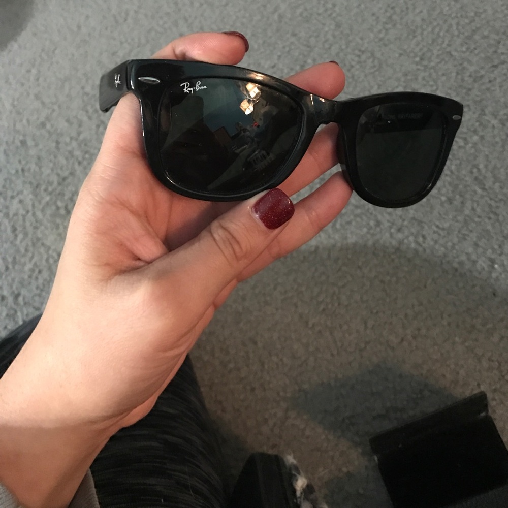 Black folding wayfayers RAYBAN