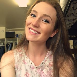 Meet your Posher, Danielle