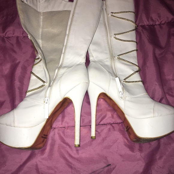 Boots! - Picture 2 of 3