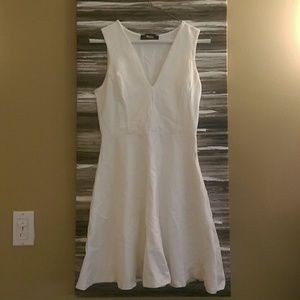V-neck ivory skater dress medium