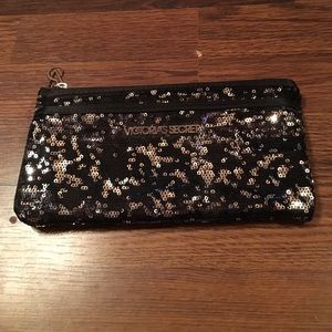 Victoria secrets make up bag