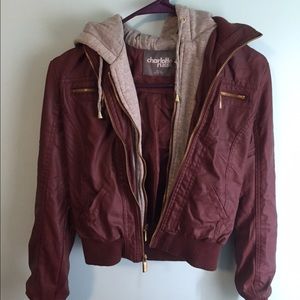 34 PIECES OF CLOTHING