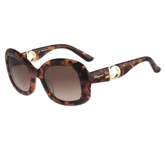 39 salvatore ferragamo accessories new salvatore ferragamo sunglasses from ella s closet 39 salvatore ferragamo accessories new salvatore ferragamo sunglasses from ella s closet
