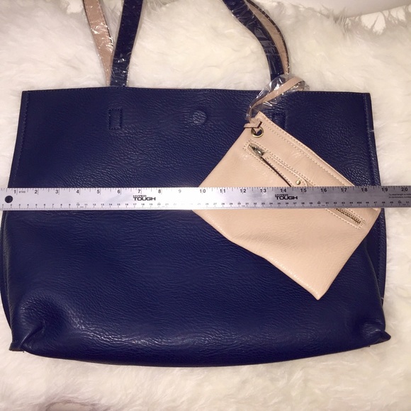 Tote - Picture 2 of 3