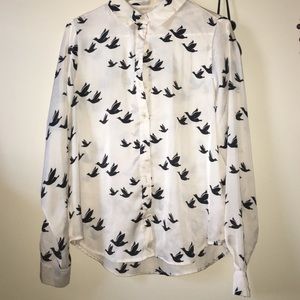 Forever 21 Tops - Forever 21 bird shirt Forever 21 Tops - Forever 21 bird shirt