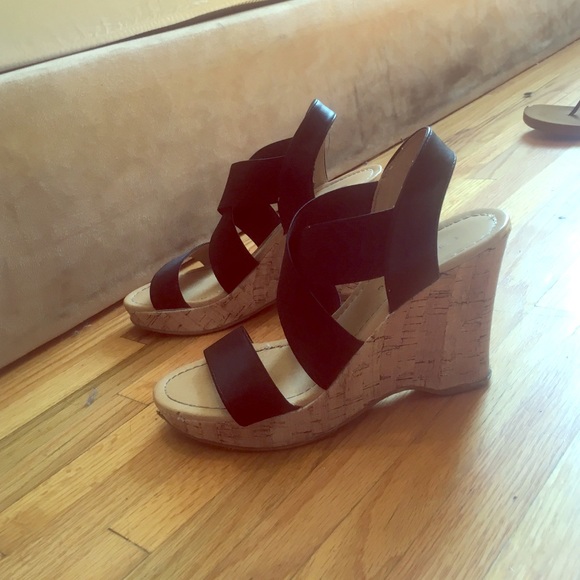 Platform sandal wedges