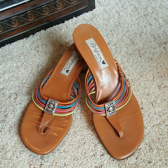 Brighton "Kendal" thong style sandal (8.5)