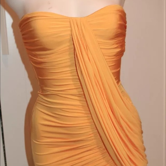 BEBE SEXY RUCHED BODYCON MINI DRESS DRAPE YELLOW