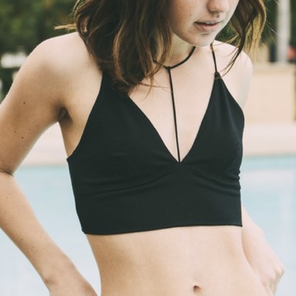 Black Y-Neck Bralette - Picture 3 of 4